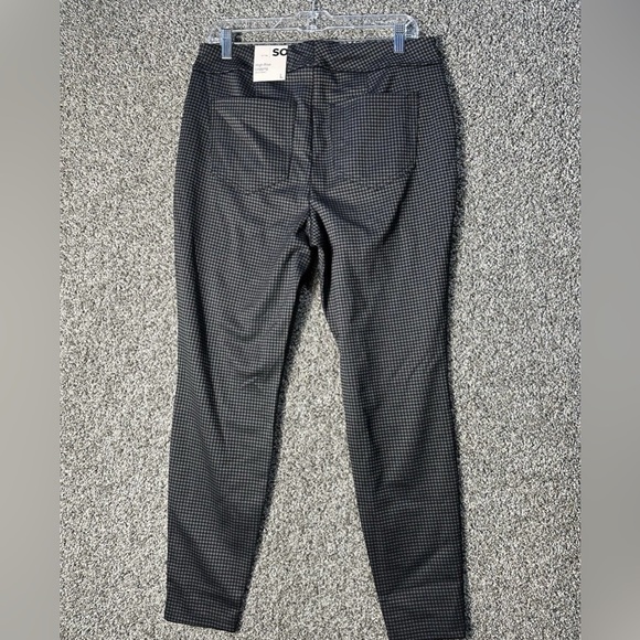 Juniors SO High Rise Ponte Pants SZ Large NWT - Picture 4 of 7